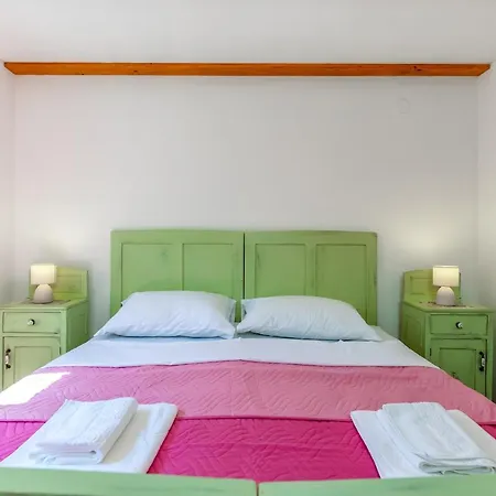 Rea Holiday home *