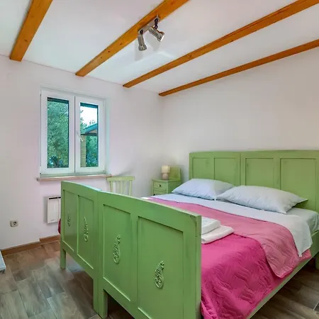 Rea Holiday home Brsec
